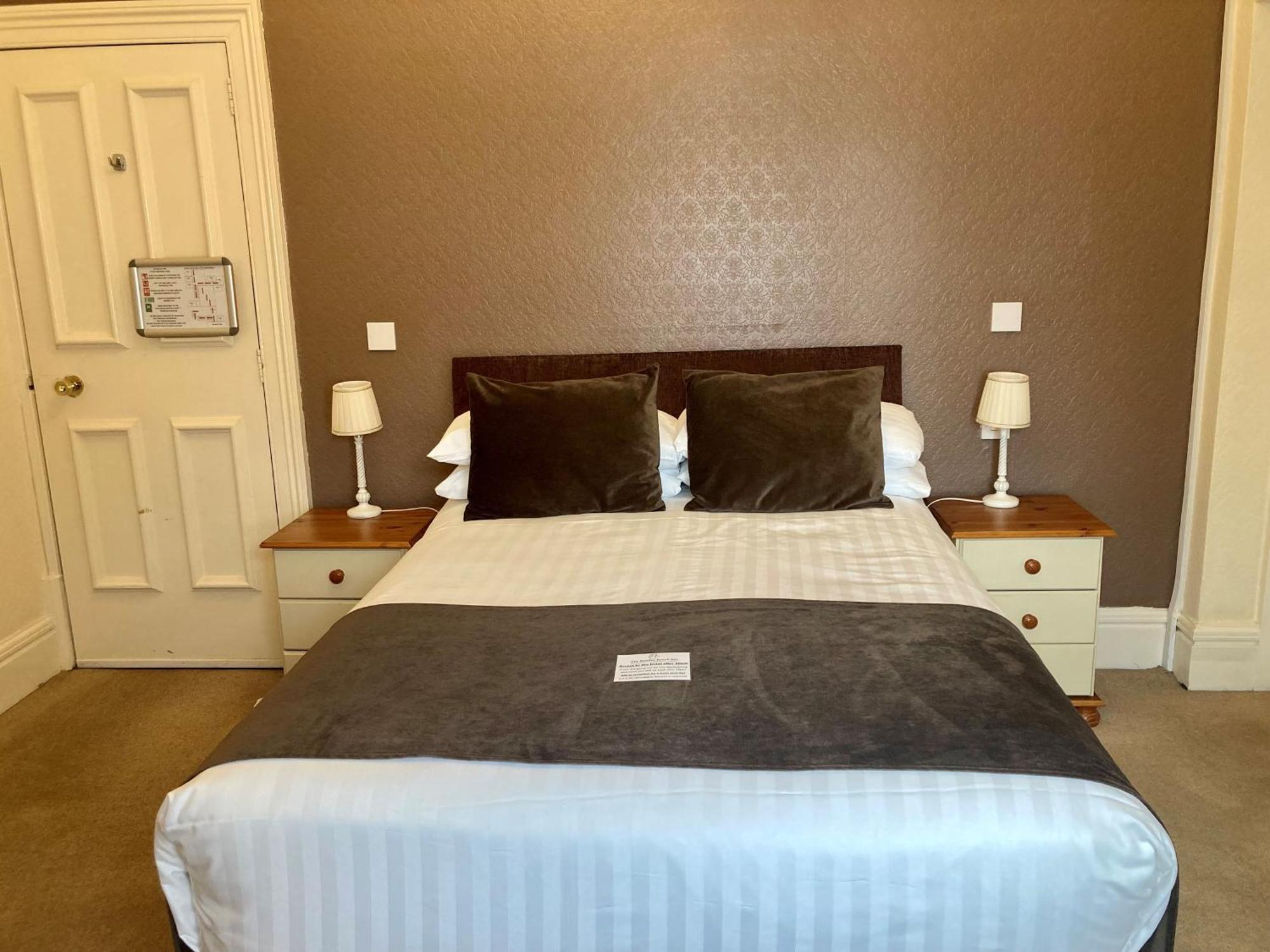 The Bentley Brook Inn 애쉬본 외부 사진