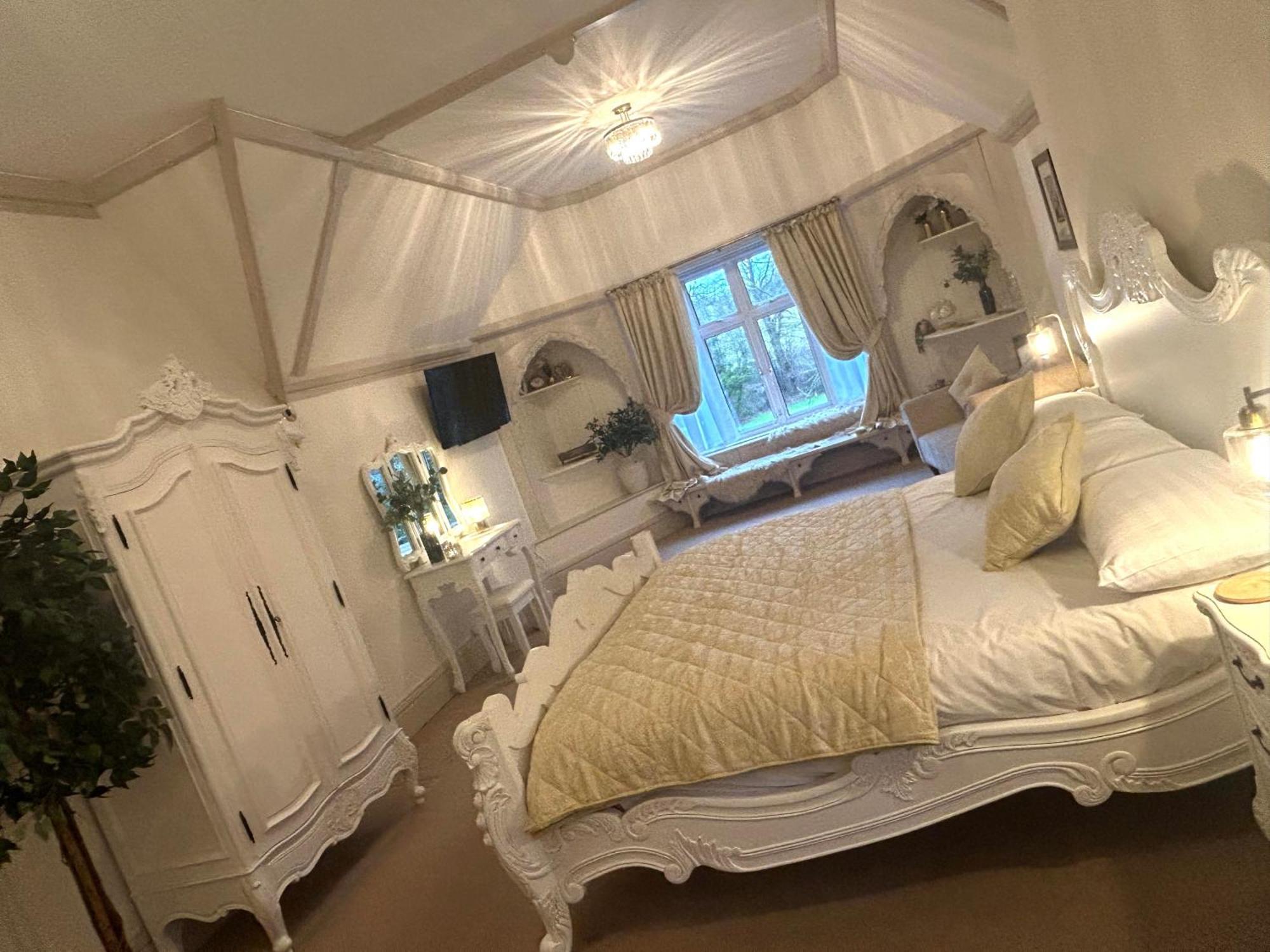 The Bentley Brook Inn 애쉬본 외부 사진