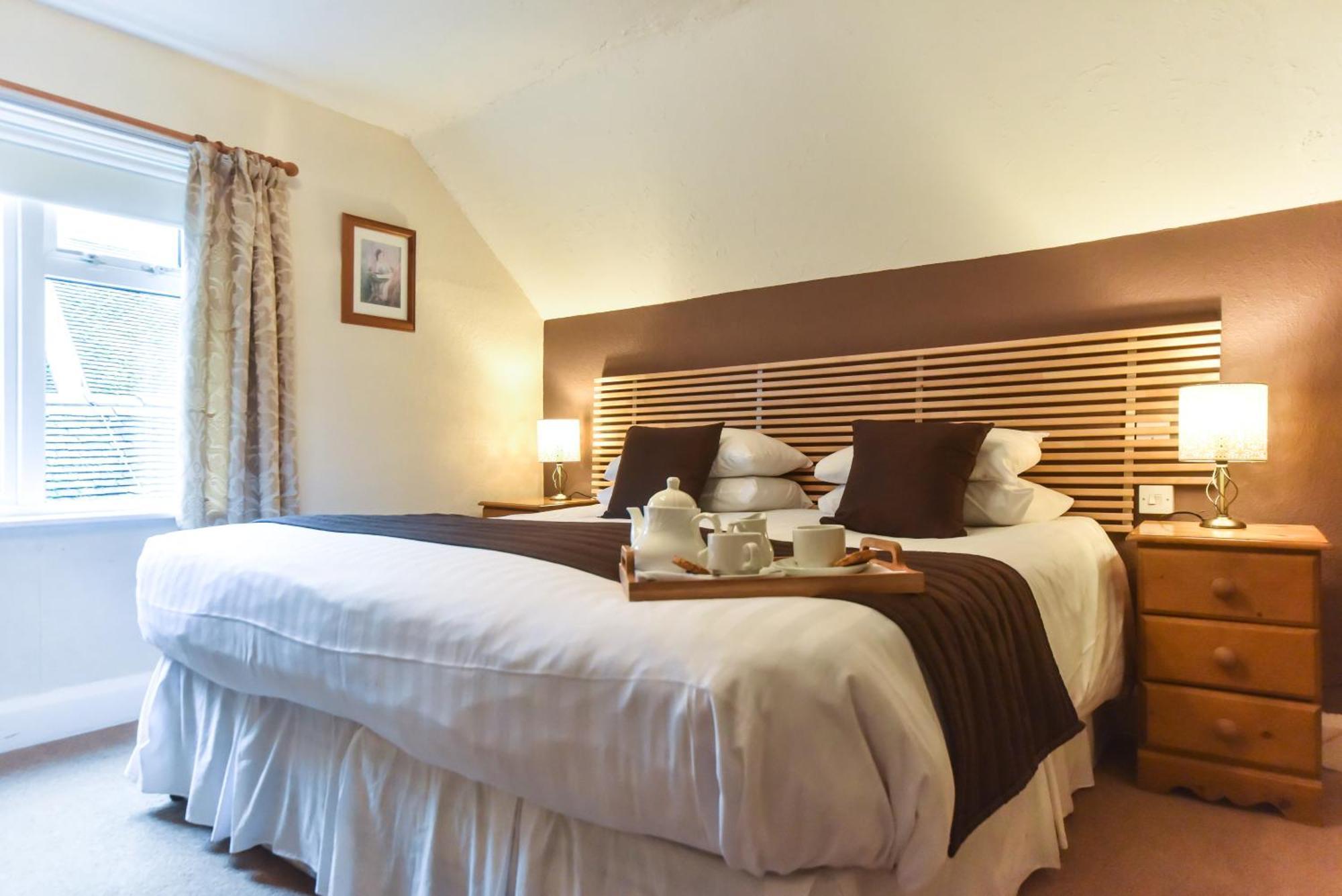 The Bentley Brook Inn 애쉬본 외부 사진